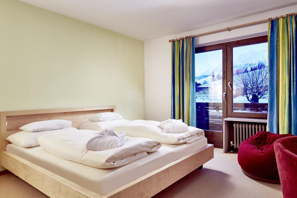 Unser Loisach Hotel Lermoos Exterior photo